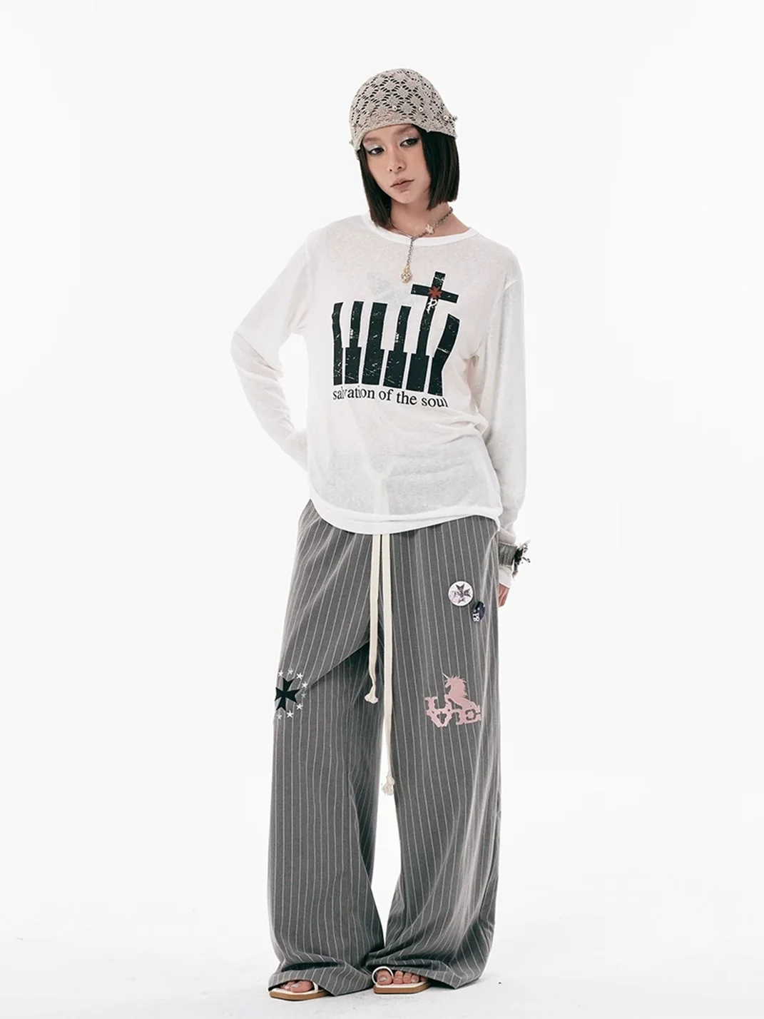 PasET | Striped Embroidered Wide-Leg Pants
