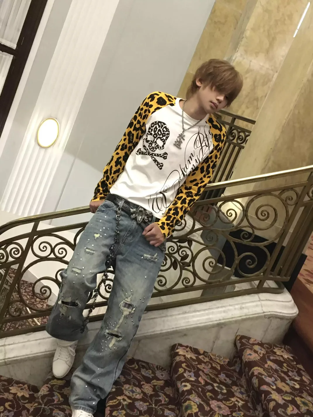 4AMSTUDIO | Leopard Skull Raglan Long Sleeve T-Shirt