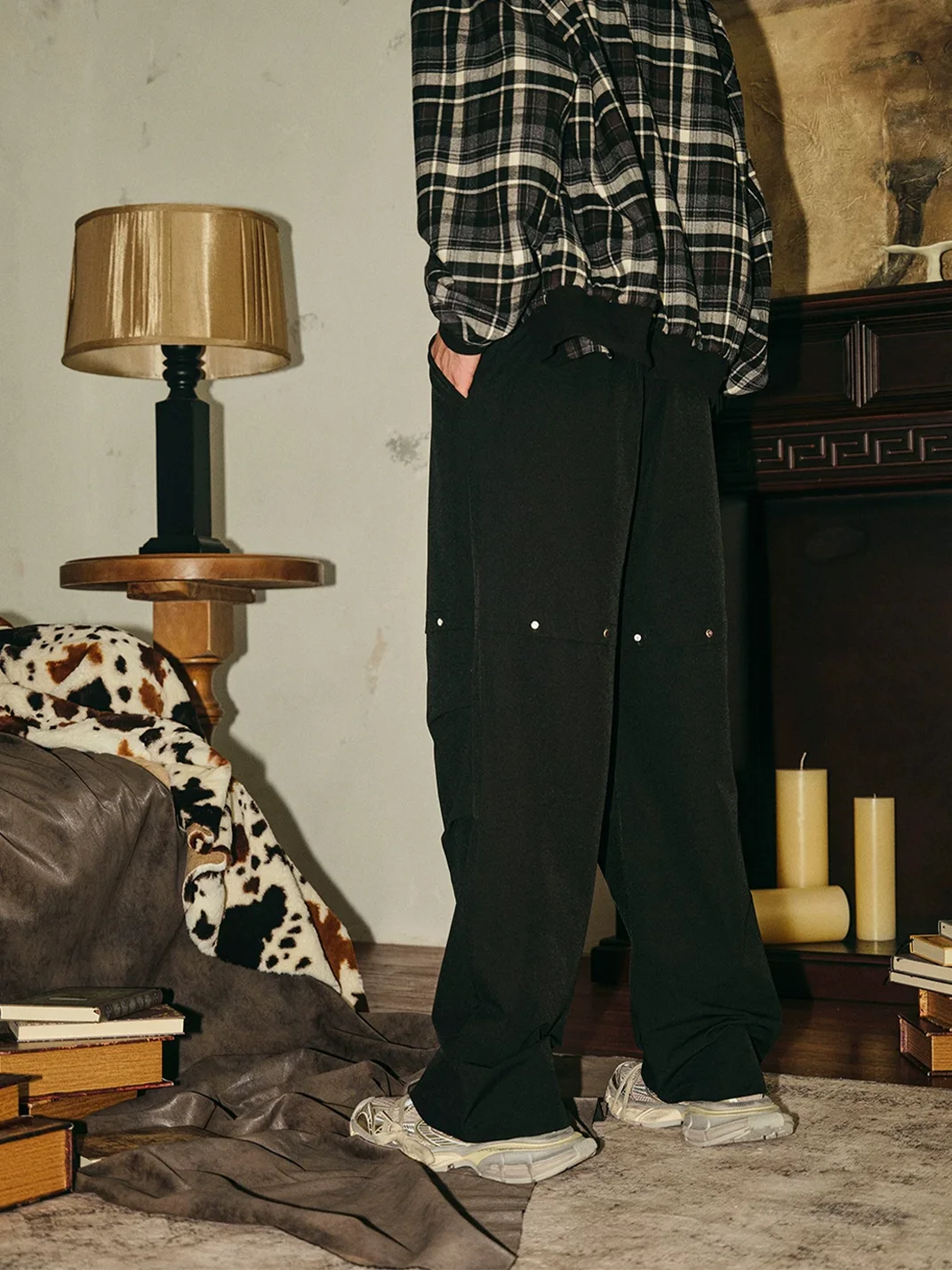 PasET | Loose Straight-Leg Parachute Pants With Gem Studs