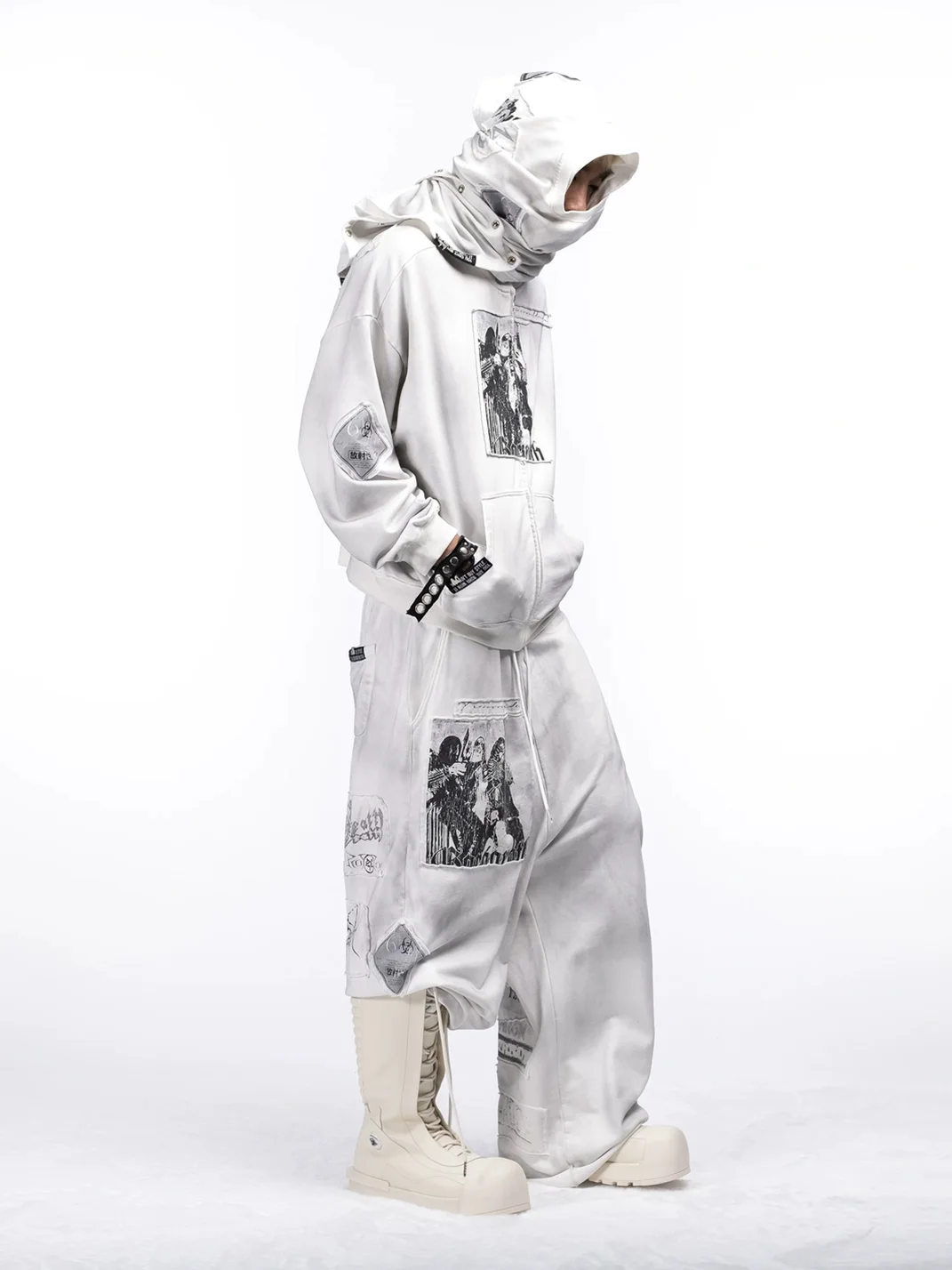FVVO | Washed Patch Print Zip-Up Hoodie