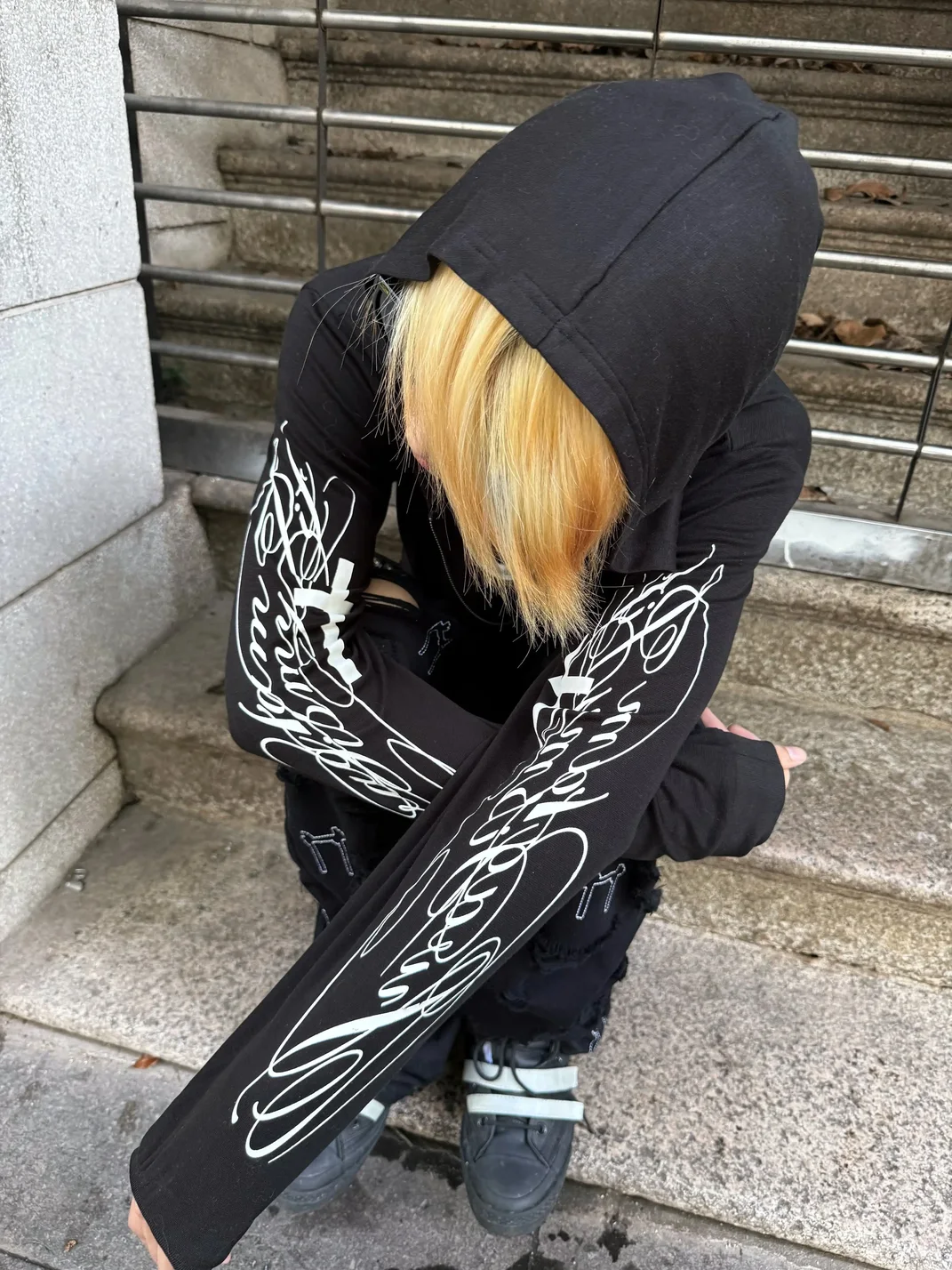 4AMSTUDIO | Long Sleeve Printed Zip-Up Hoodie