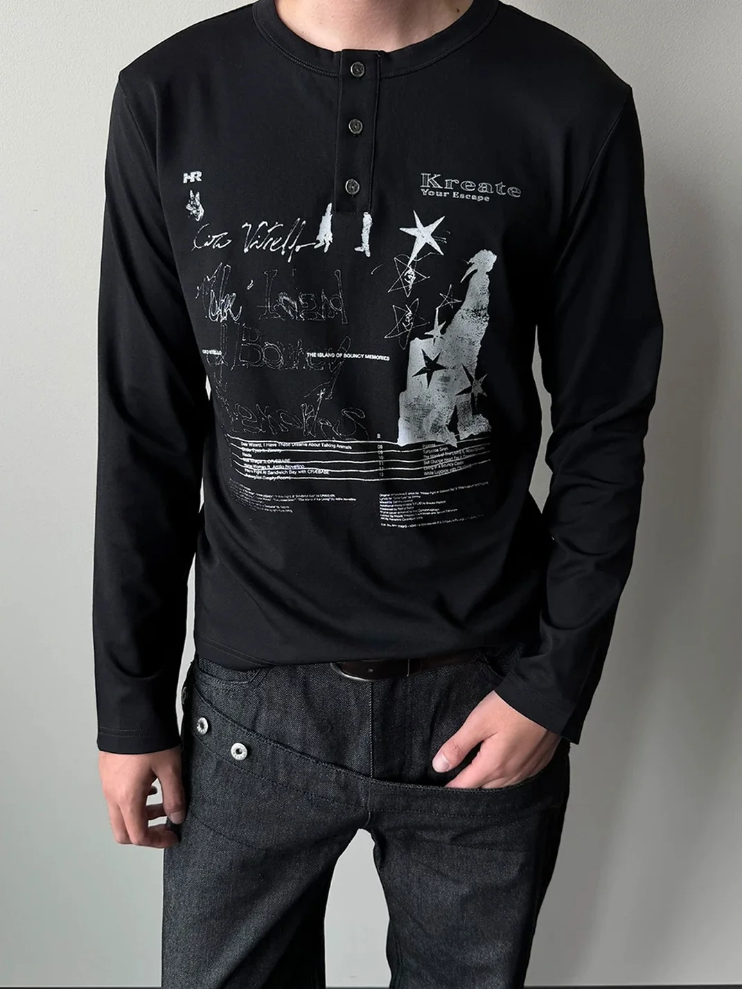 KREATE | Distressed Print Long Sleeve Henley T-Shirt