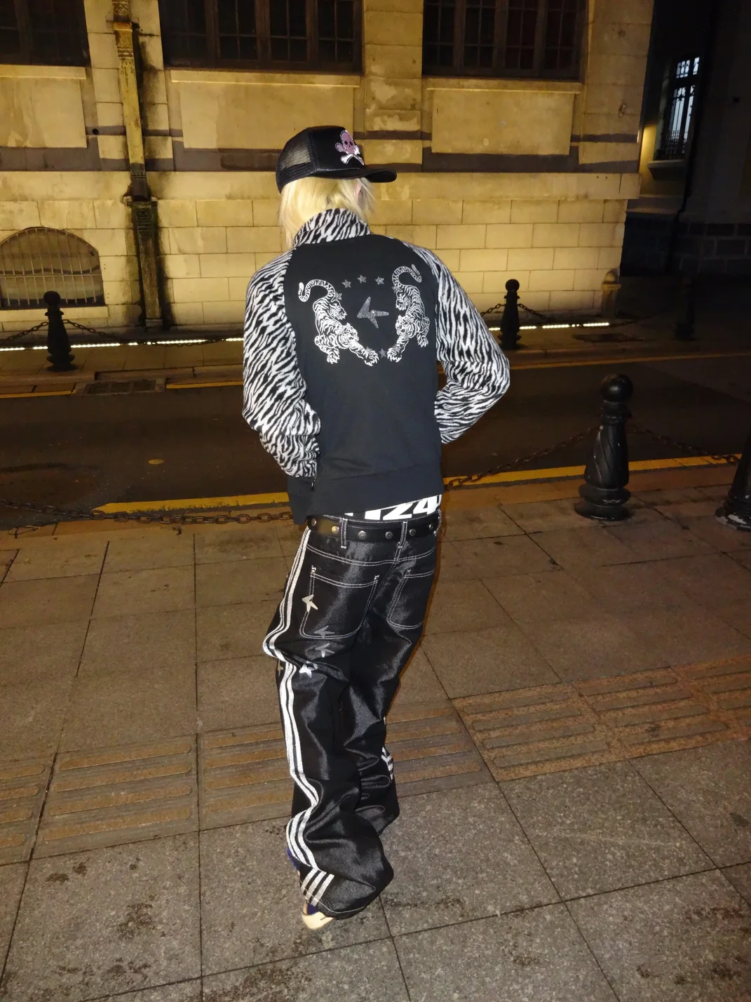 4AMSTUDIO | Cropped Stand-Collar Zebra Pattern Jacket