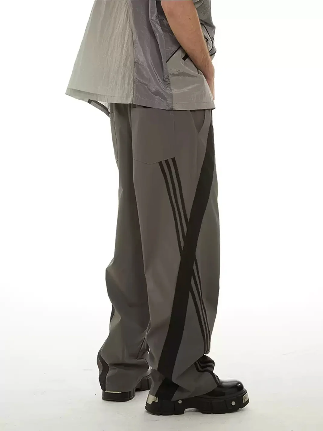 PasET | Loose Straight-Leg Striped Quick-Dry Pants