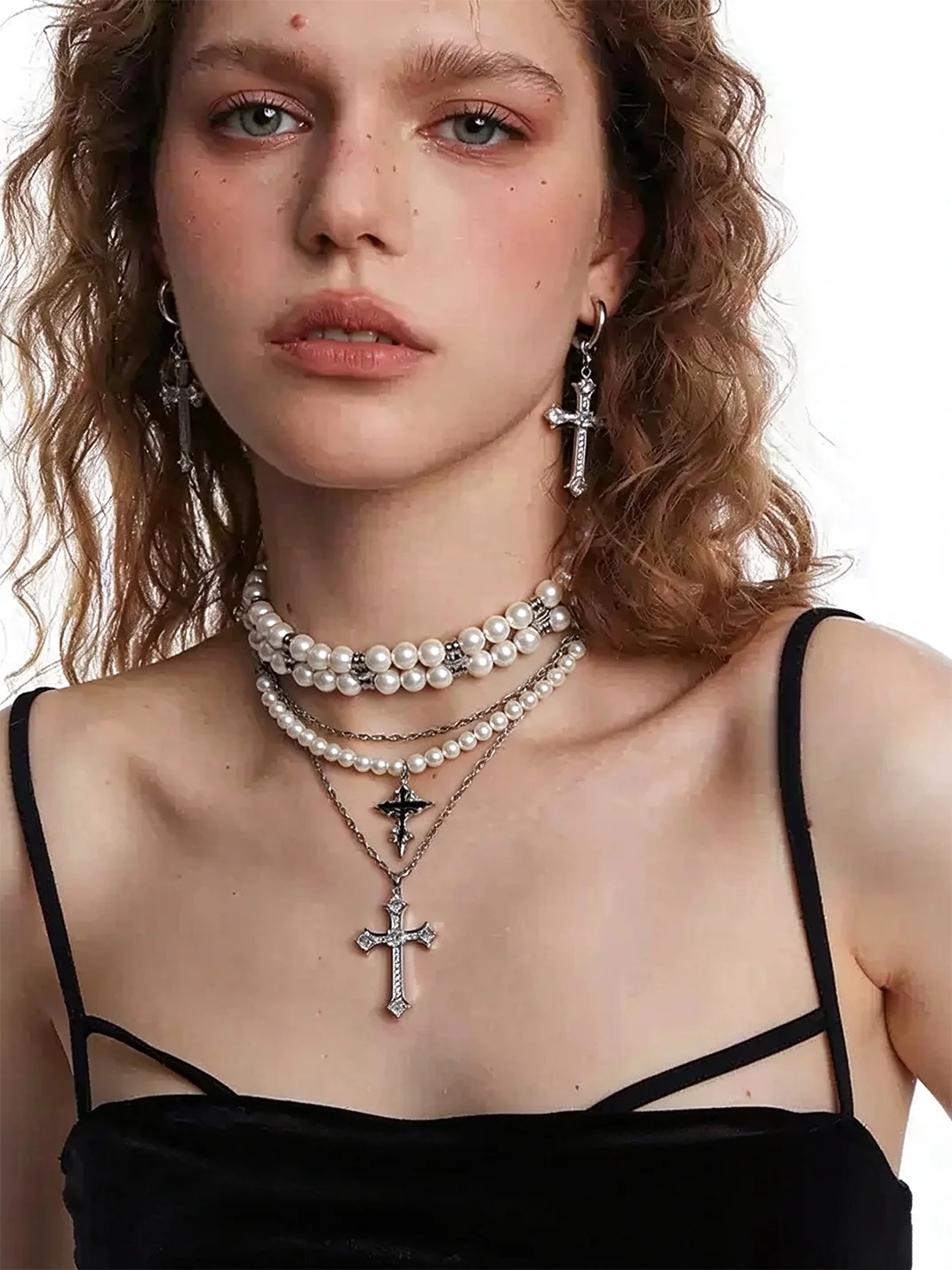 OCTO VITA | Three-Layer Pearl Cross Necklace