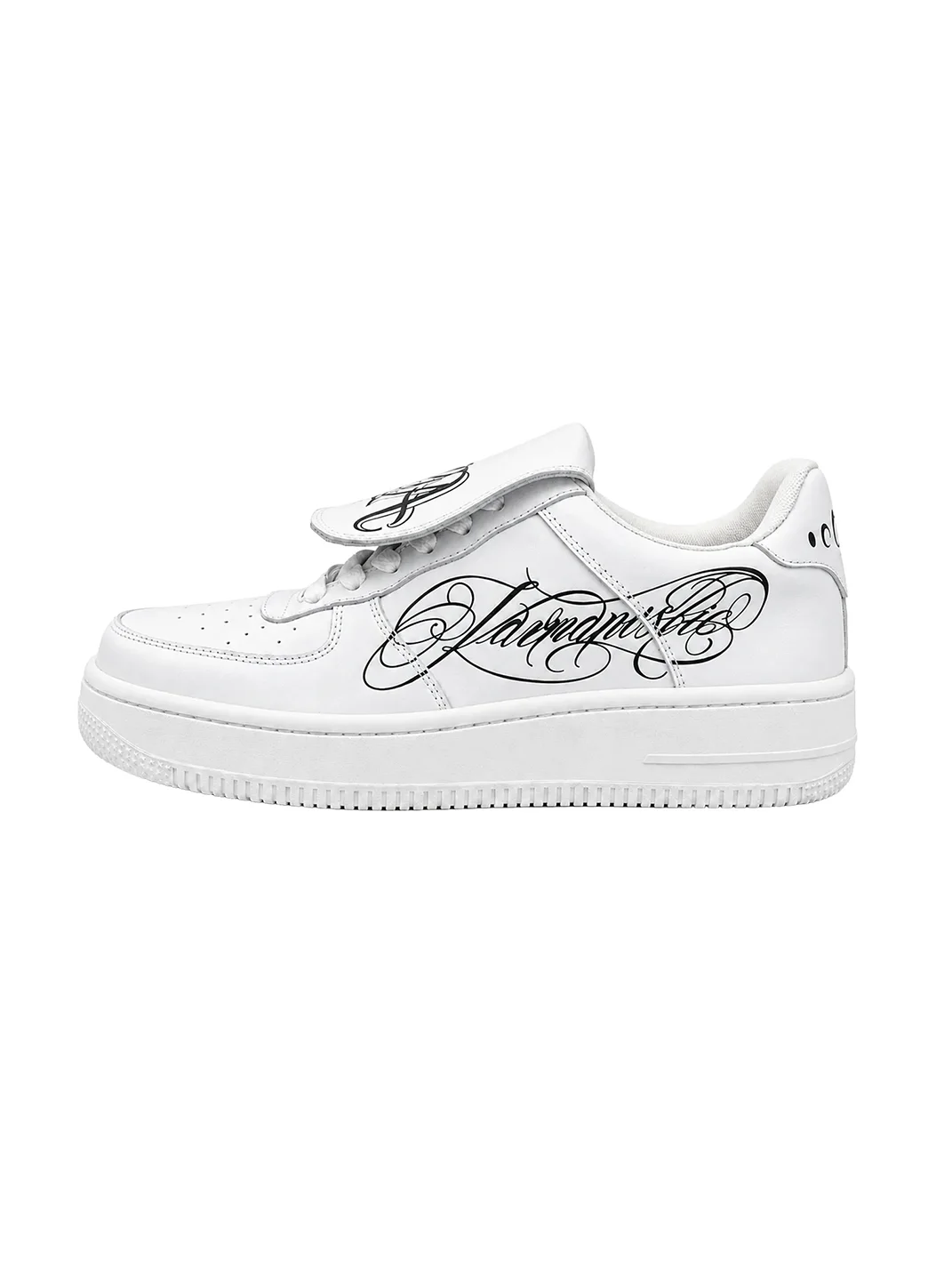 KARMANISTIC | Low-Top Script Logo Sneakers