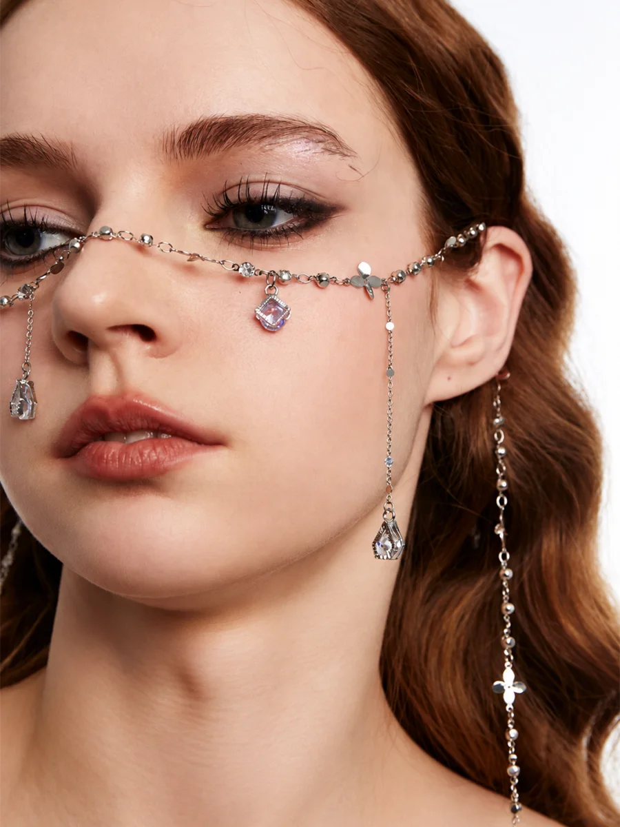 OCTO VITA | Tassel Face Chain - 2