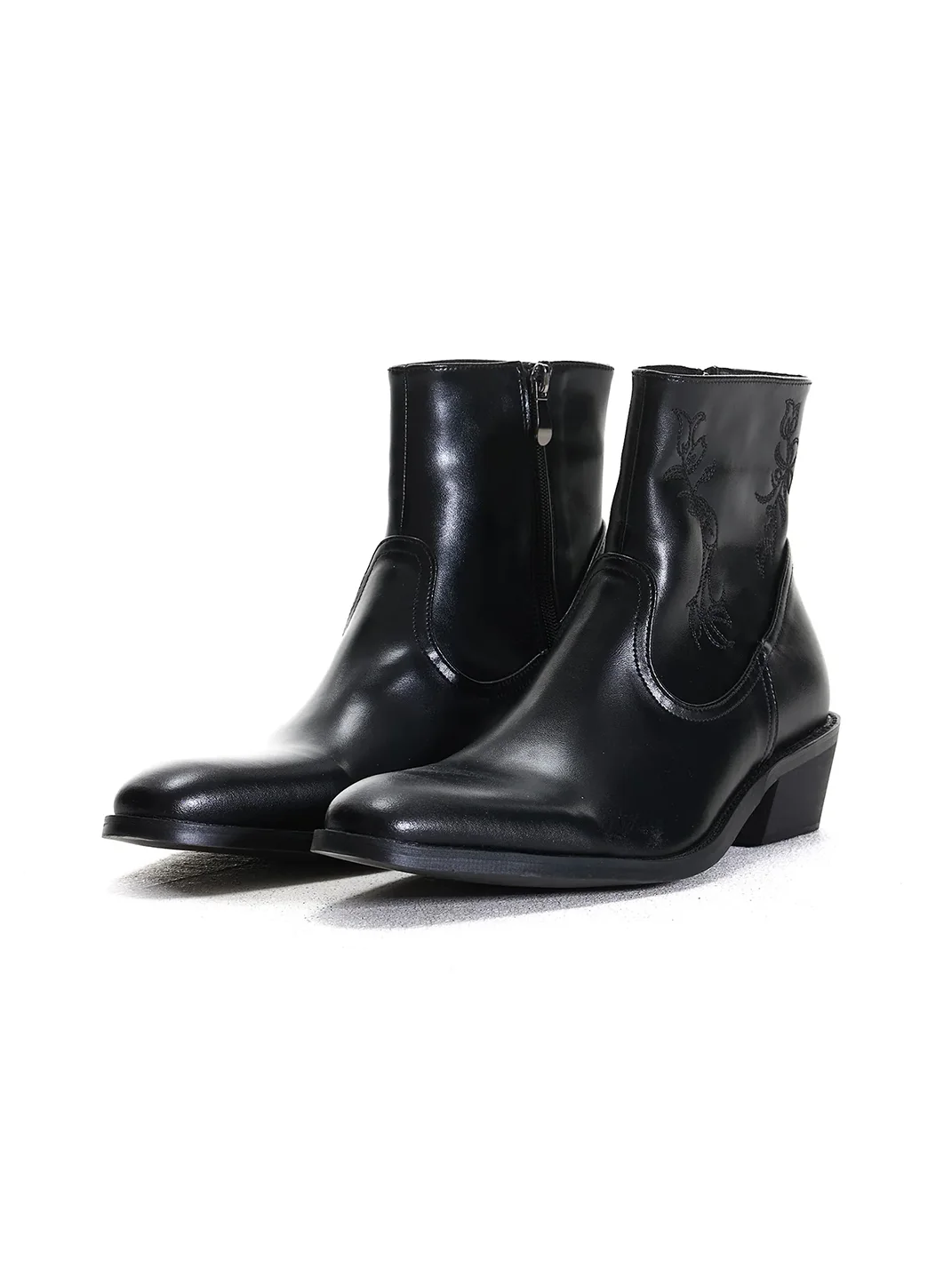 UNZIZHI | Pointed-Toe Black Embroidered Chunky-Heel Chelsea Boots