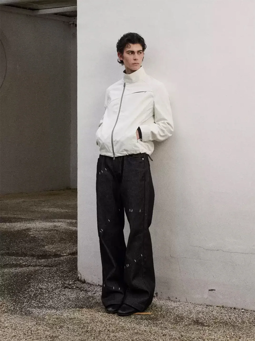 KREATE | Deconstructed Contrast-Stitch A-Line Jeans
