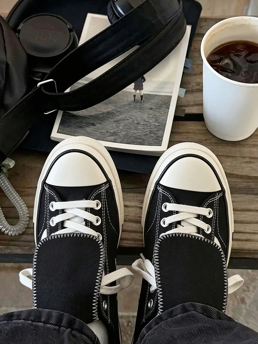 Catsofa | Skull Bone Print Low-Top Lace-Up Canvas Sneakers
