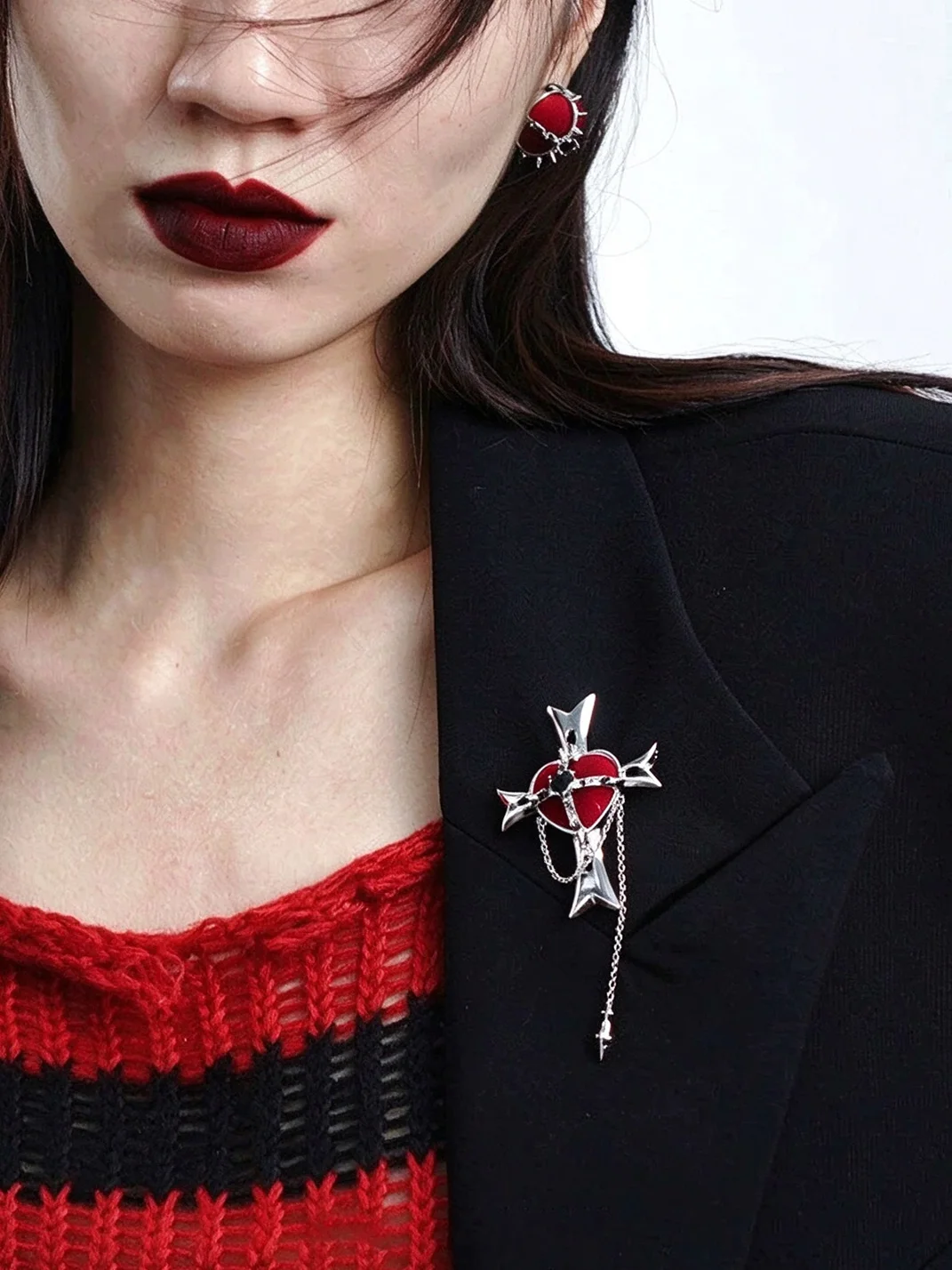 OCTO VITA | Heart Velvet Cross Brooch