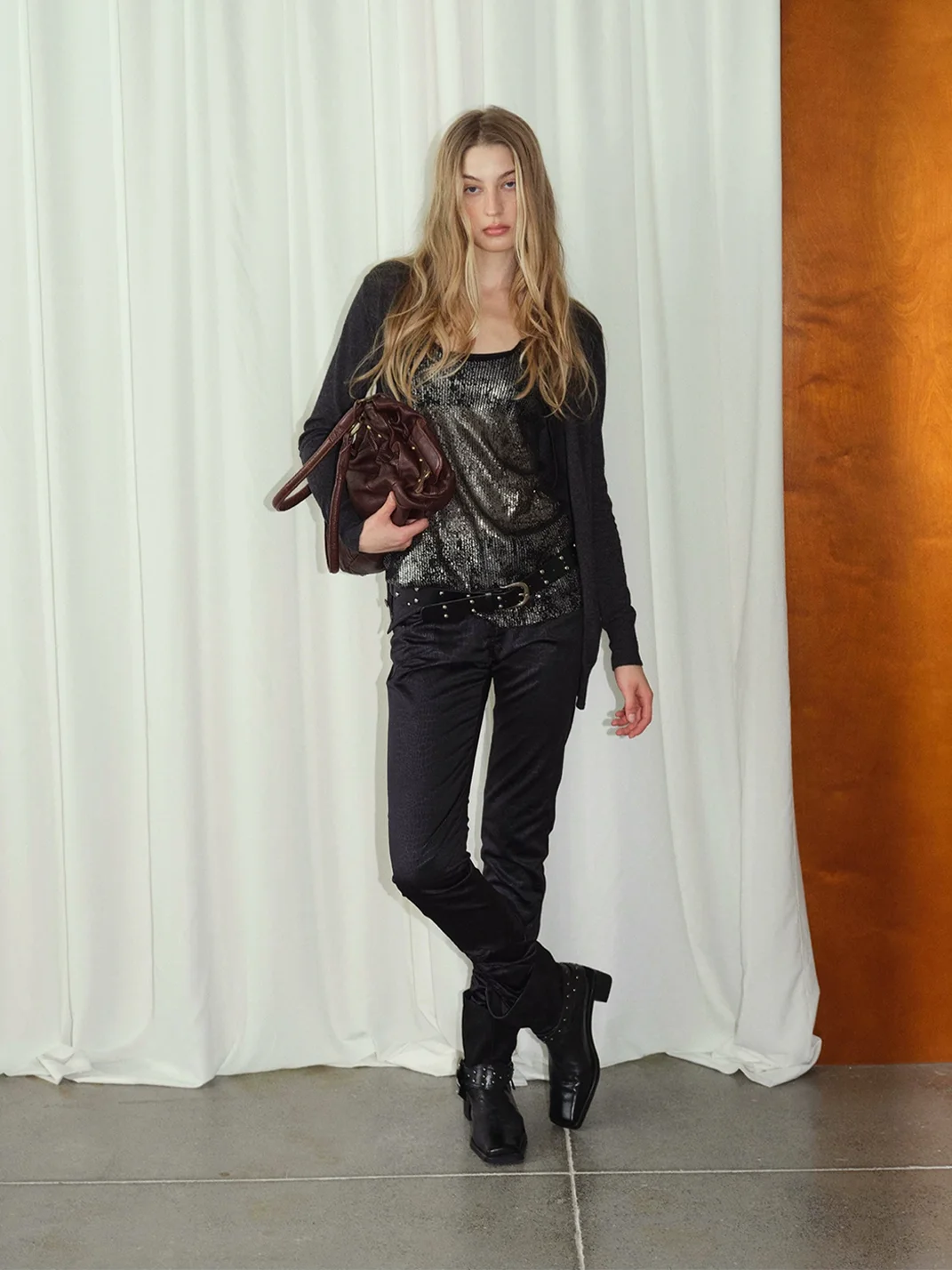 Mooreyu Atelier | Black Square-Toe Studded Buckle Block-Heel Leather Boots