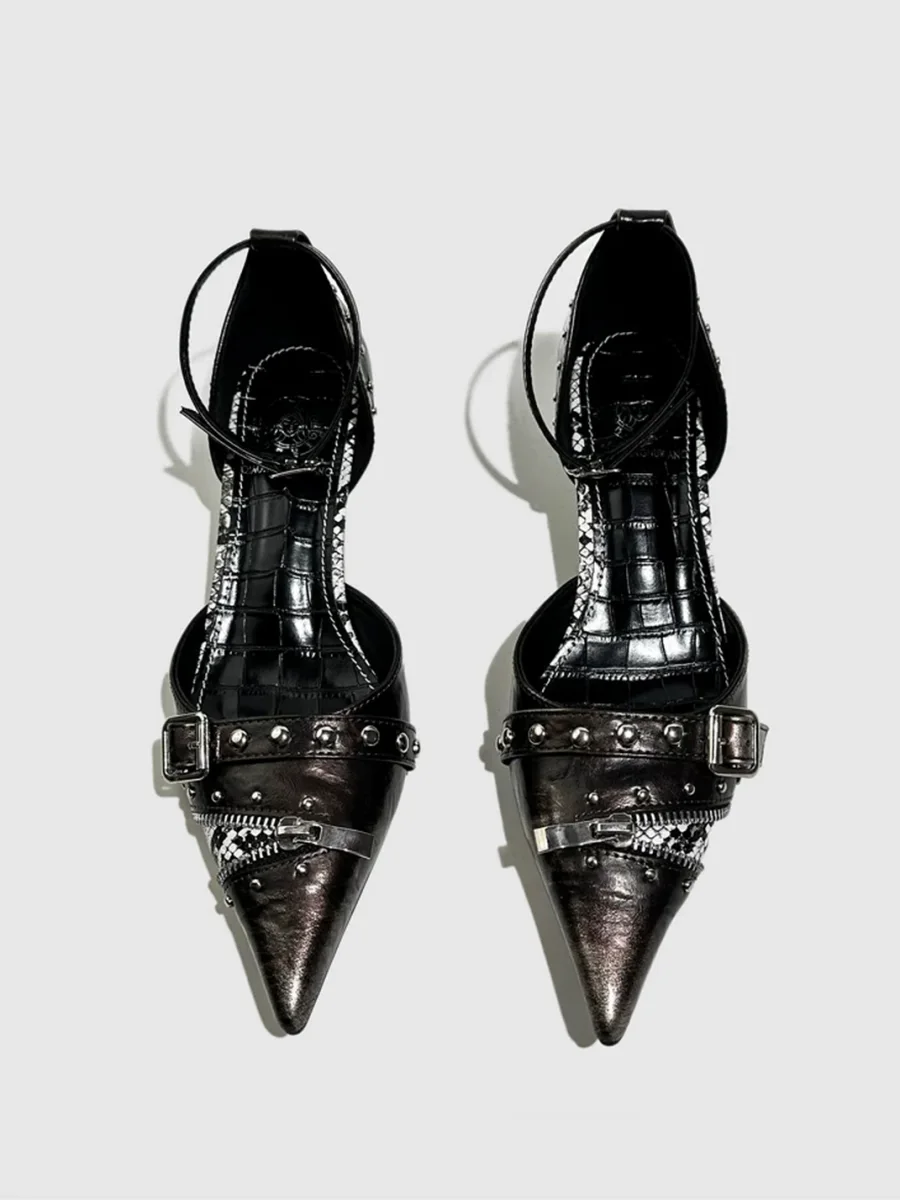 Visual focus | Studded Zip Detail Mary Jane Heels - 2