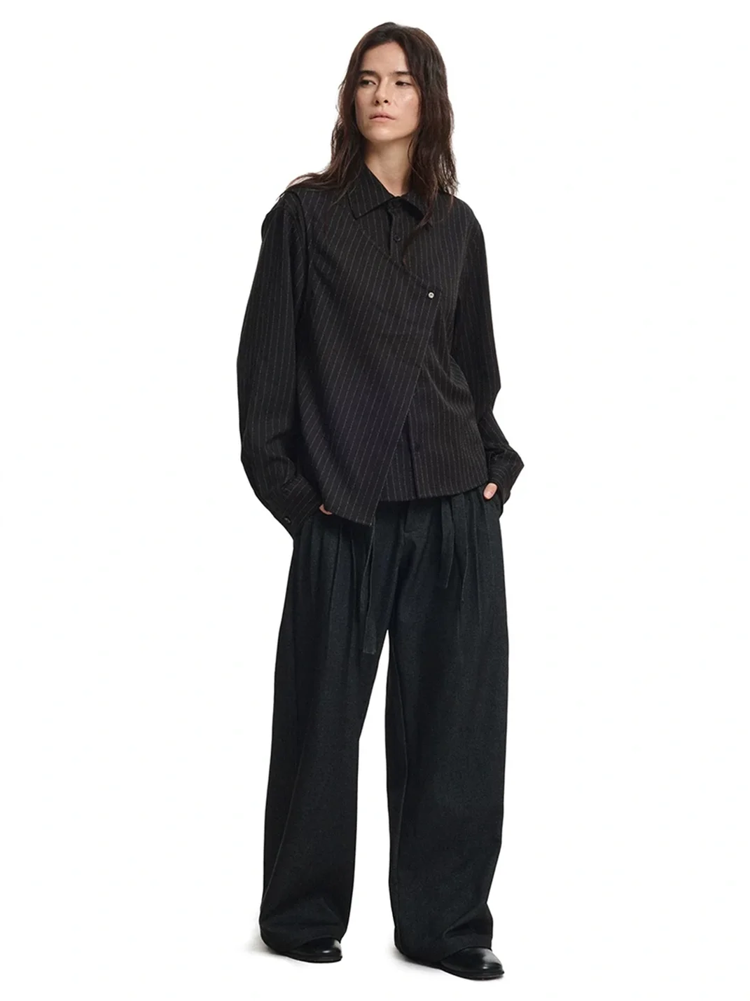 KREATE | Asymmetric Striped Long Sleeve Collared Shirt
