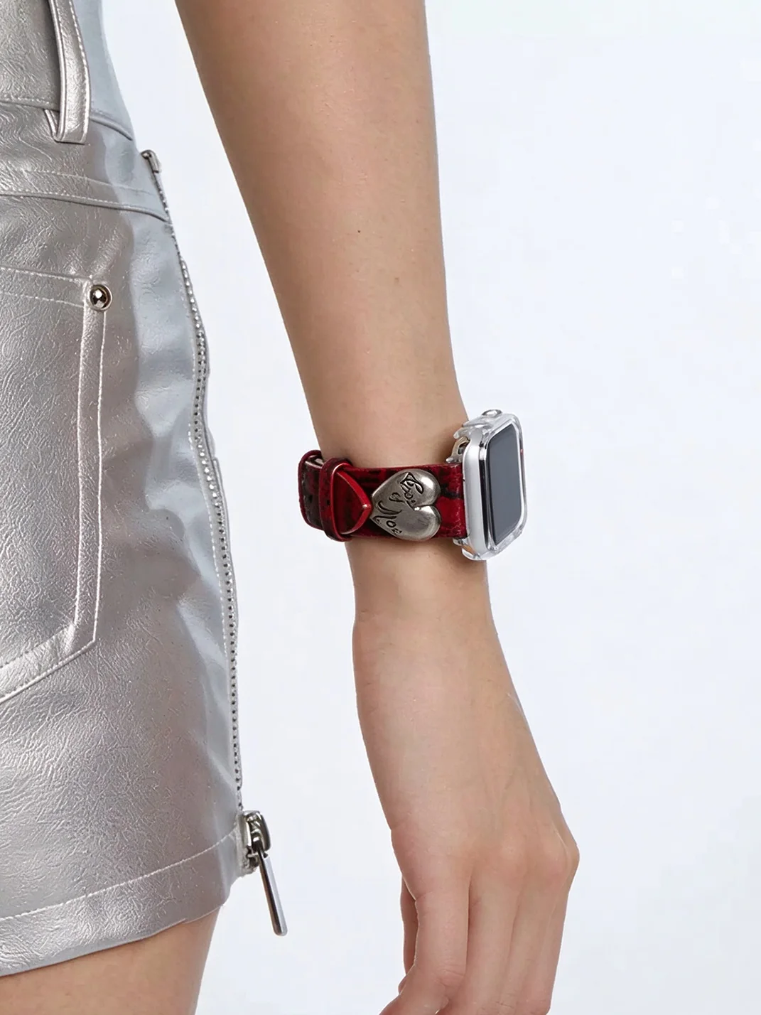 OCTO VITA | Gothic Embossed Heart Smartwatch Band
