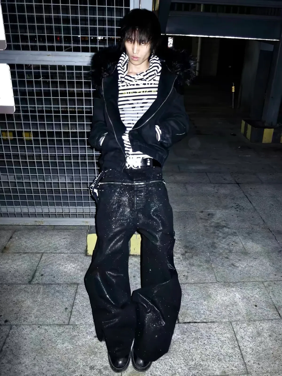 BE A DEVIL | Hand-Waxed Brush Silver Damaged Wide-Leg Pants