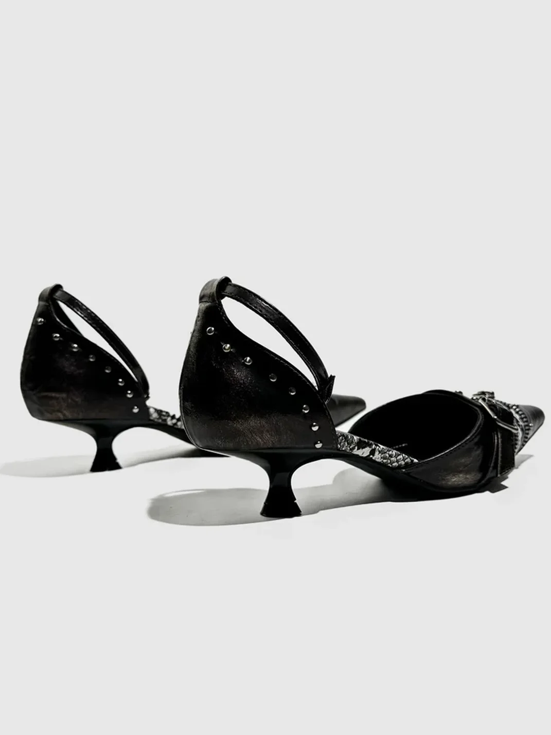 Visual focus | Studded Zip Detail Mary Jane Heels
