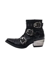 JiangGe | Pointed Toe Chelsea Boots With Studs And Skulls