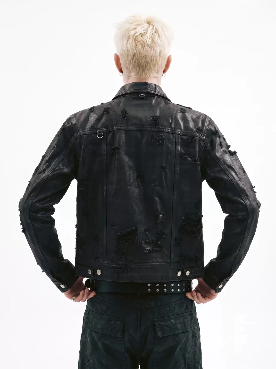 NASTYHUB | Distressed Metal Ring Short Wide Denim Jacket