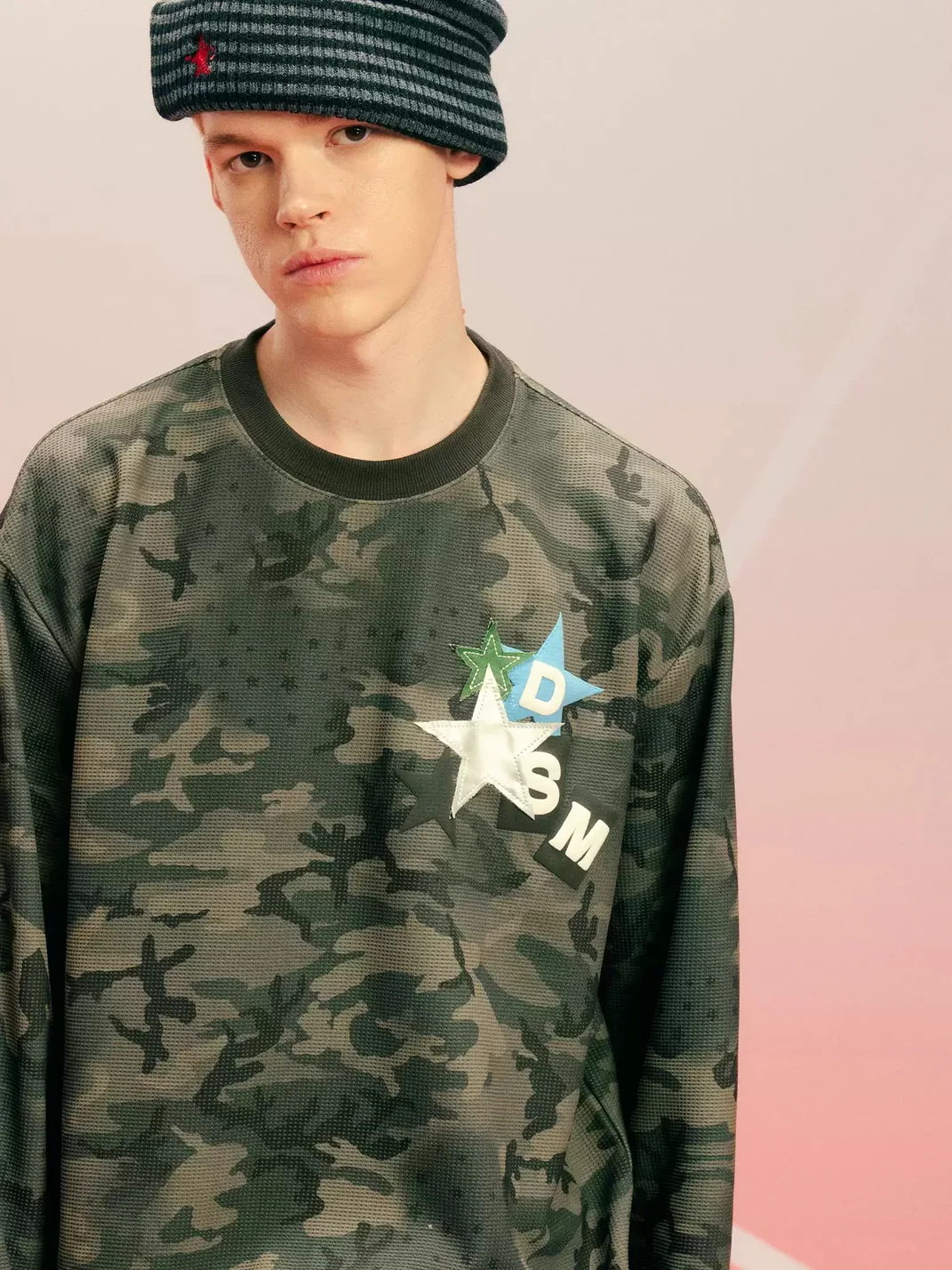 DONSMOKE | Loose Camouflage Star Waffle Long-Sleeve Crewneck T-Shirt