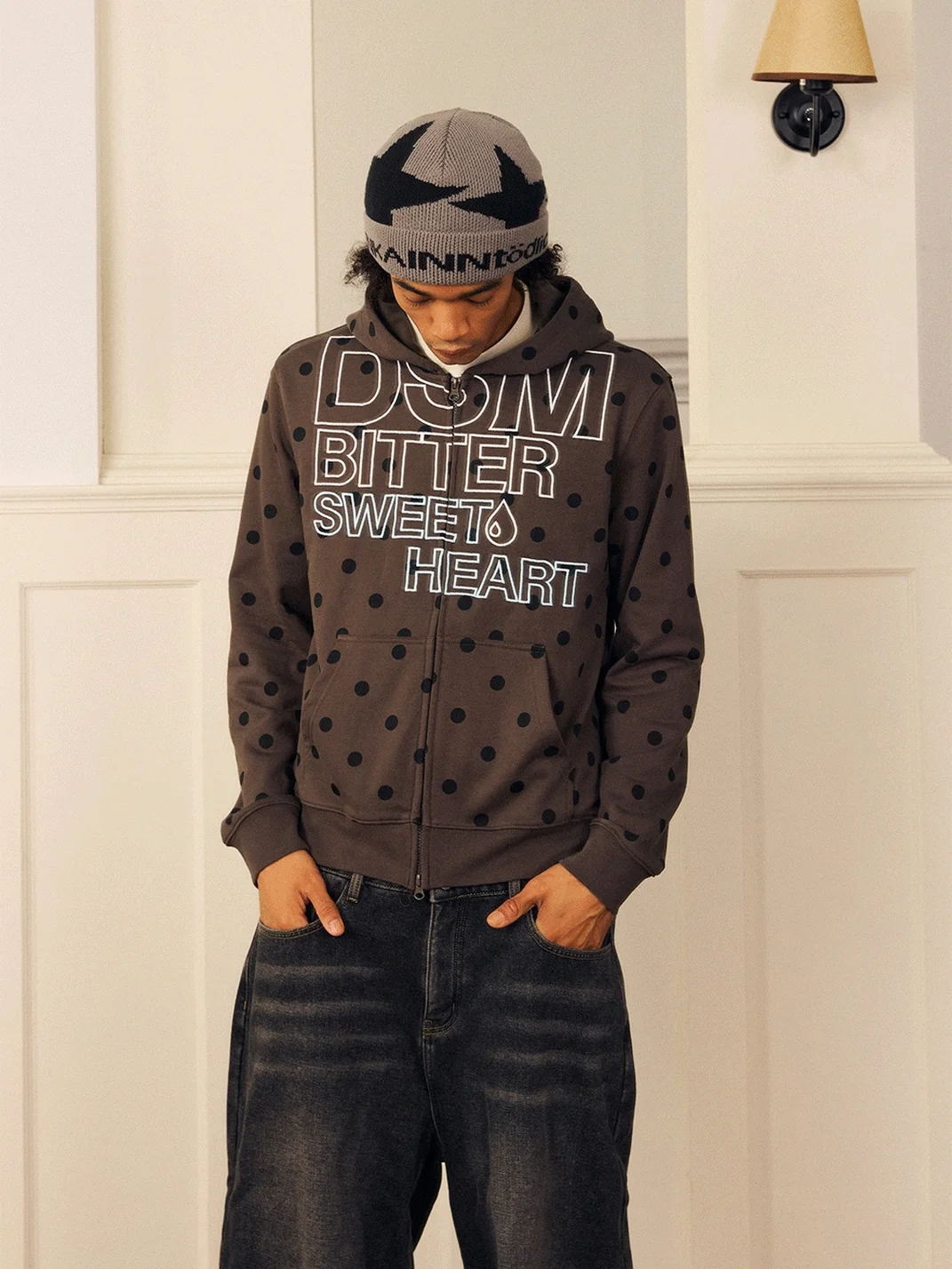 DONSMOKE | Polka Dot Set-In Shoulder Logo Sweatshirt