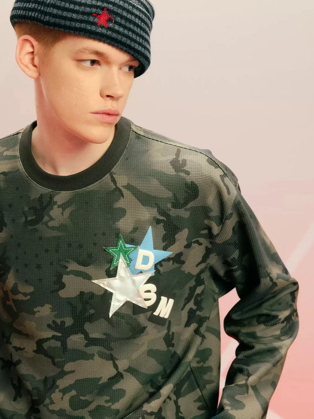 DONSMOKE | Loose Camouflage Star Waffle Long-Sleeve Crewneck T-Shirt