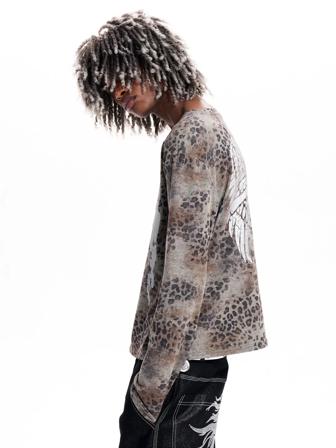 Fourth3ex | Leopard Wing Graphic Long-Sleeve T-Shirt
