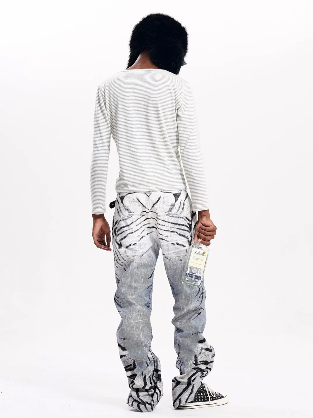 Fourth3ex | Striped Long-Sleeve Crew Neck Graphic T-Shirt