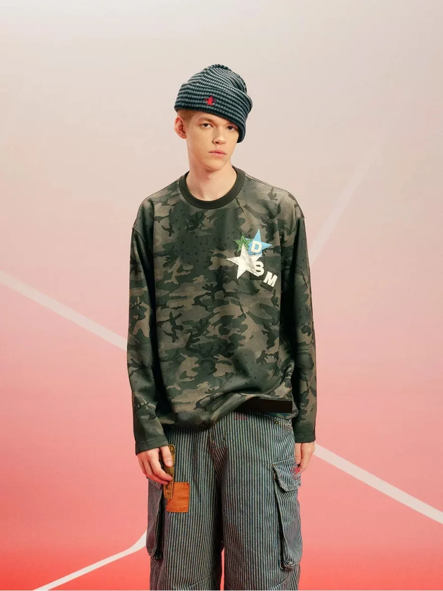DONSMOKE | Loose Camouflage Star Waffle Long-Sleeve Crewneck T-Shirt - 3