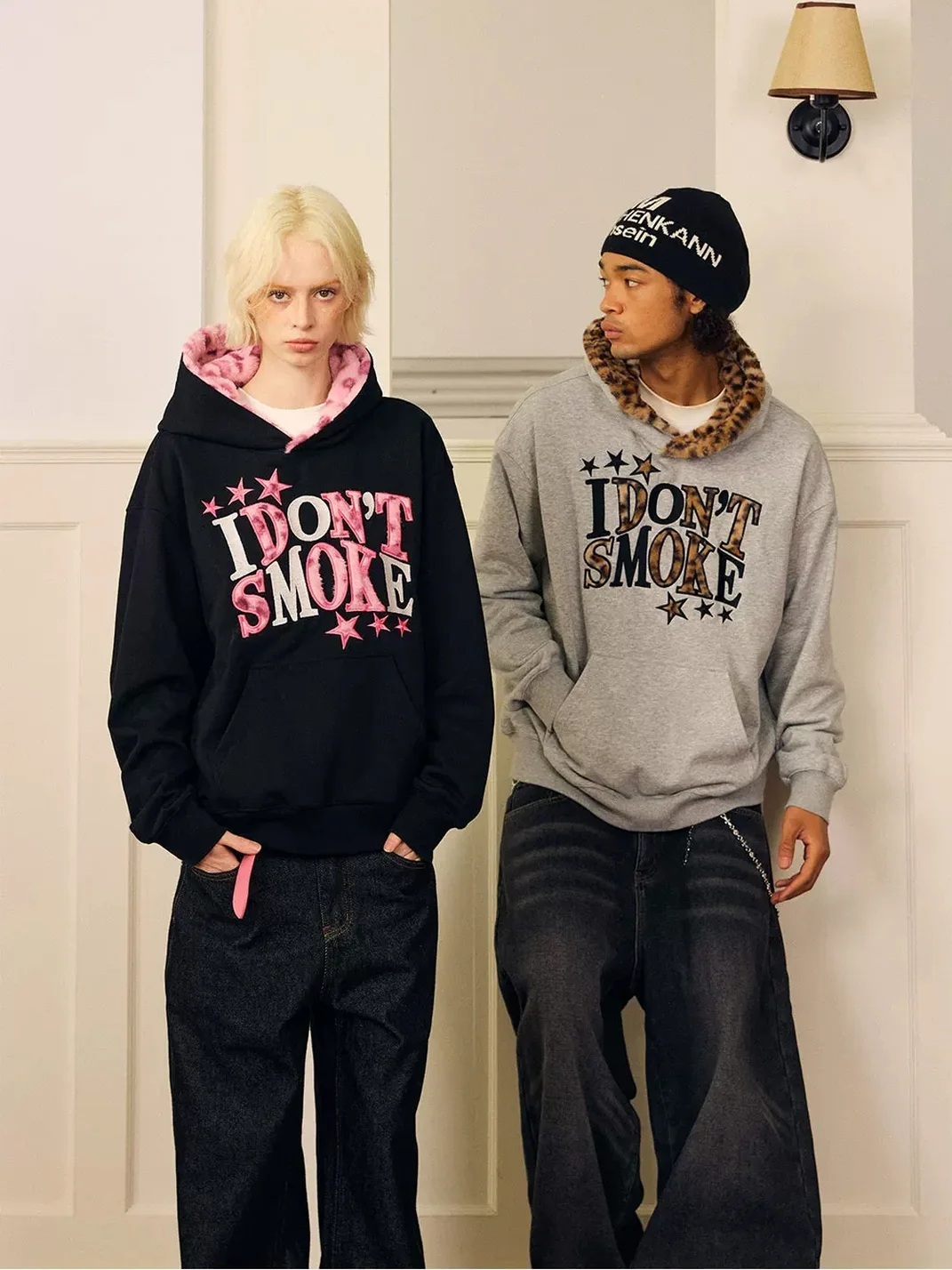 DONSMOKE | Loose Fit Leopard Star Applique Fleece Sweatshirt