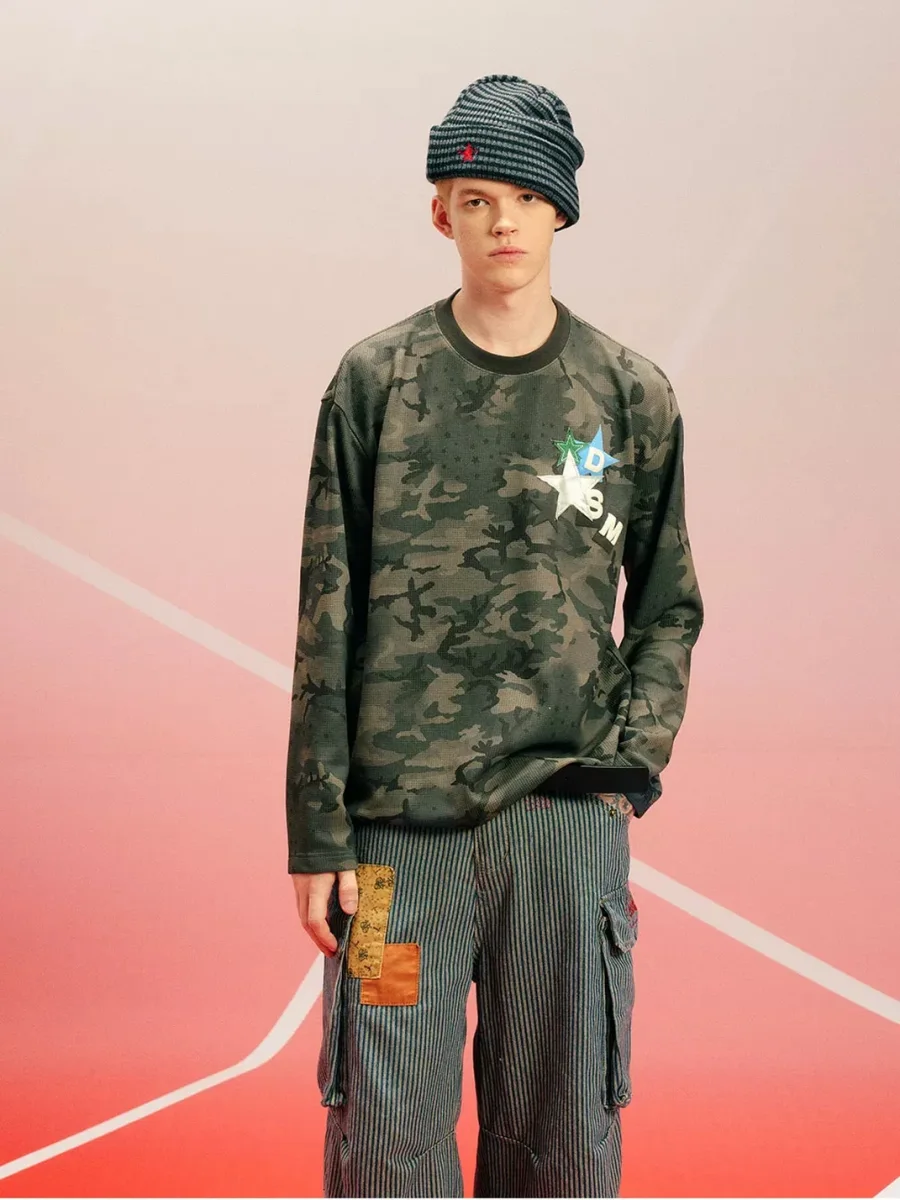 DONSMOKE | Loose Camouflage Star Waffle Long-Sleeve Crewneck T-Shirt - 4