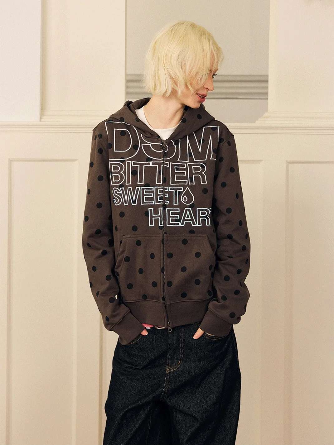 DONSMOKE | Polka Dot Set-In Shoulder Logo Sweatshirt