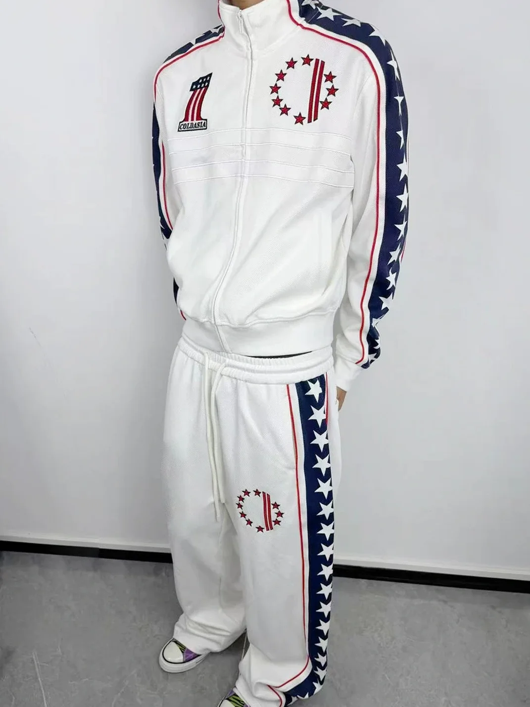 ColdAsia | Star Embroidered Zip-Up Sports Outfit