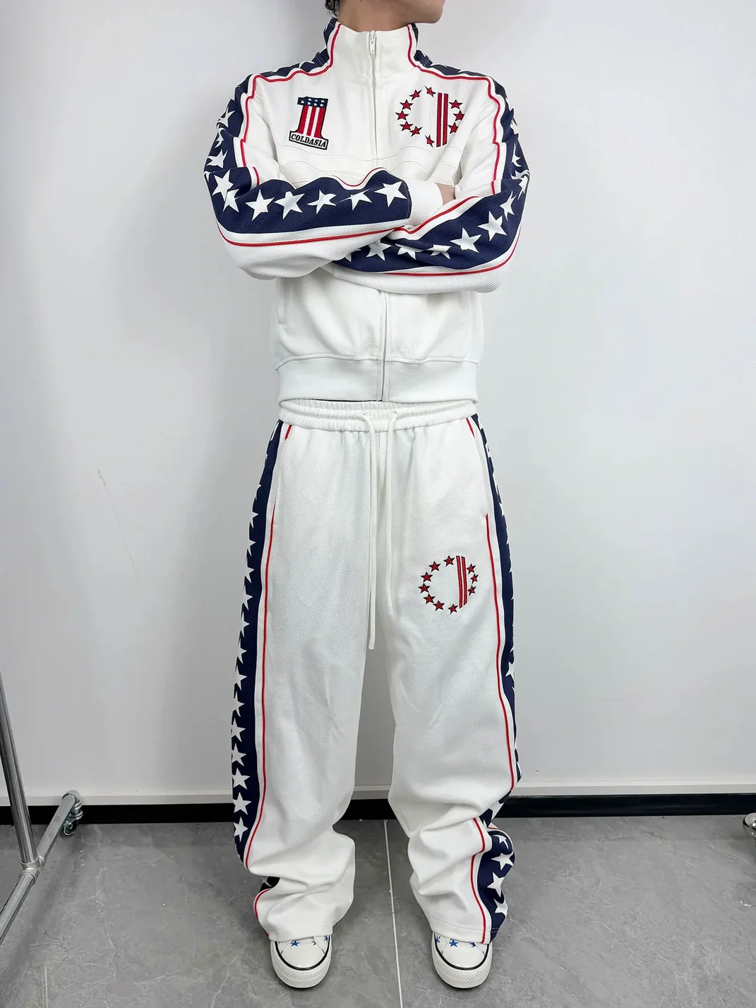 ColdAsia | Star Embroidered Zip-Up Sports Outfit