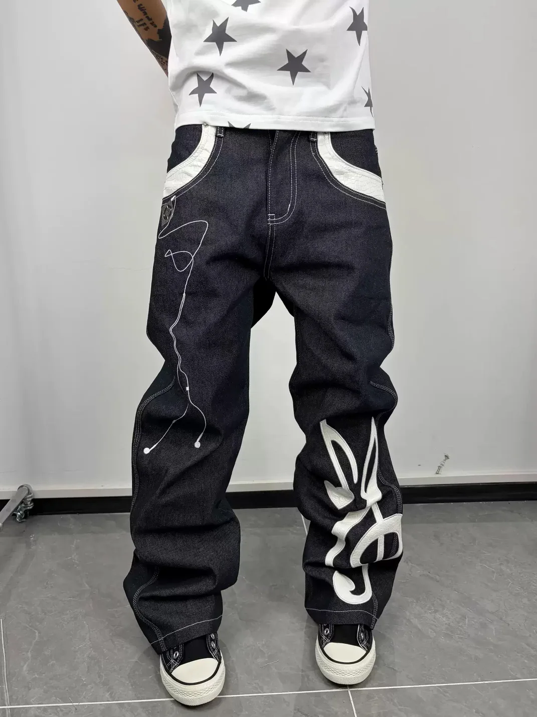 ColdAsia | Music Note Applique Embroidered Raw Denim Jeans