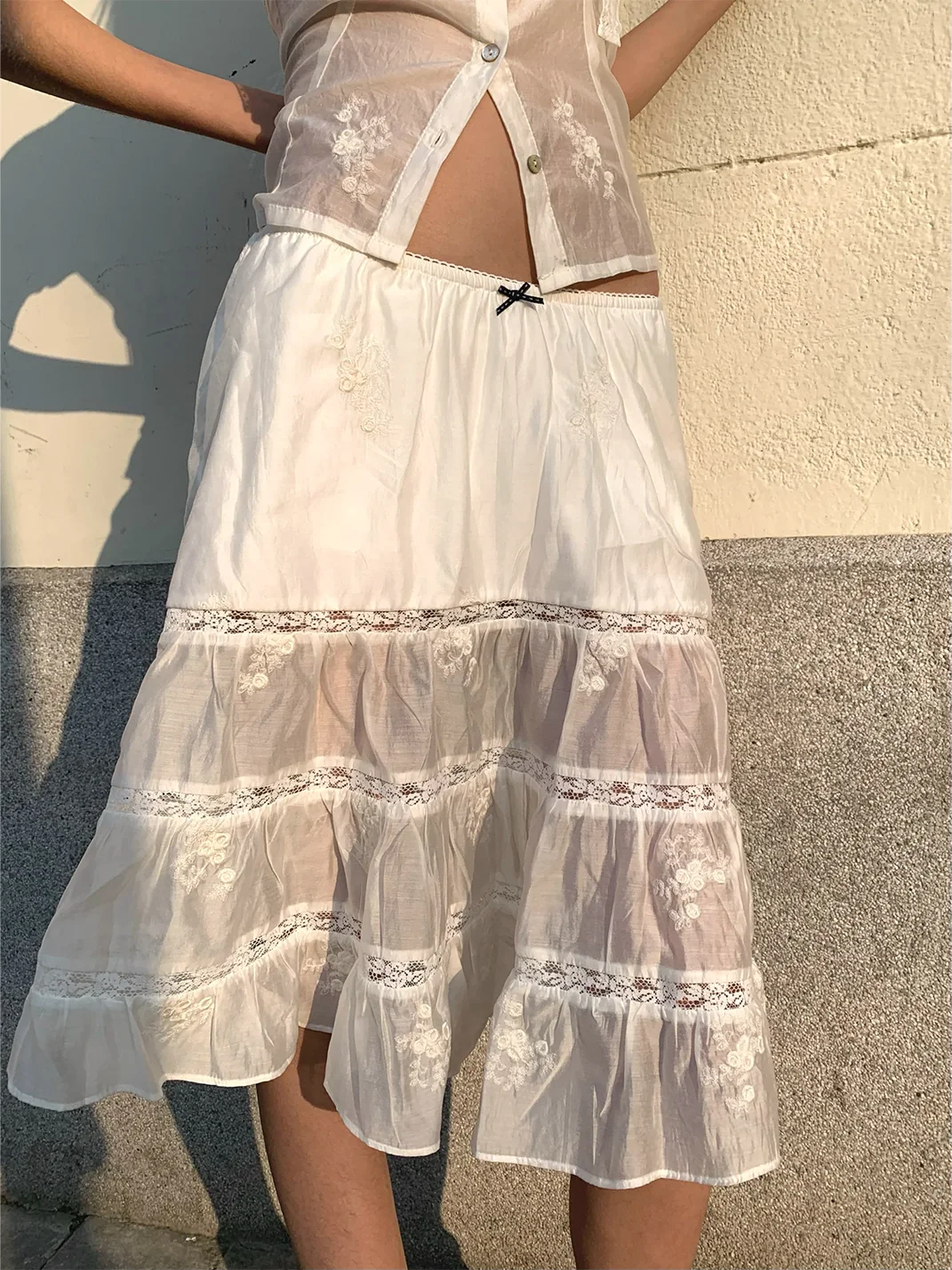 Chipchipshop | White Lace Tencel Cotton Full Skirt With Undershorts