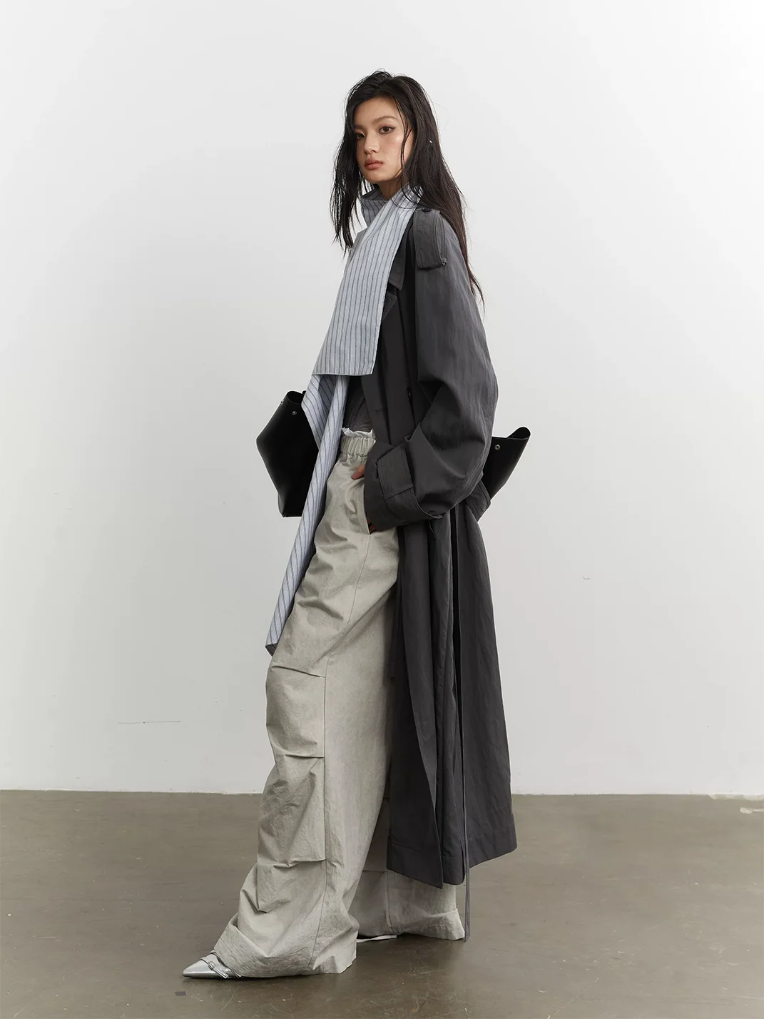 Jnylon studios | Oversized Faux-Layered Contrast Trench Coat With Detachable Collar