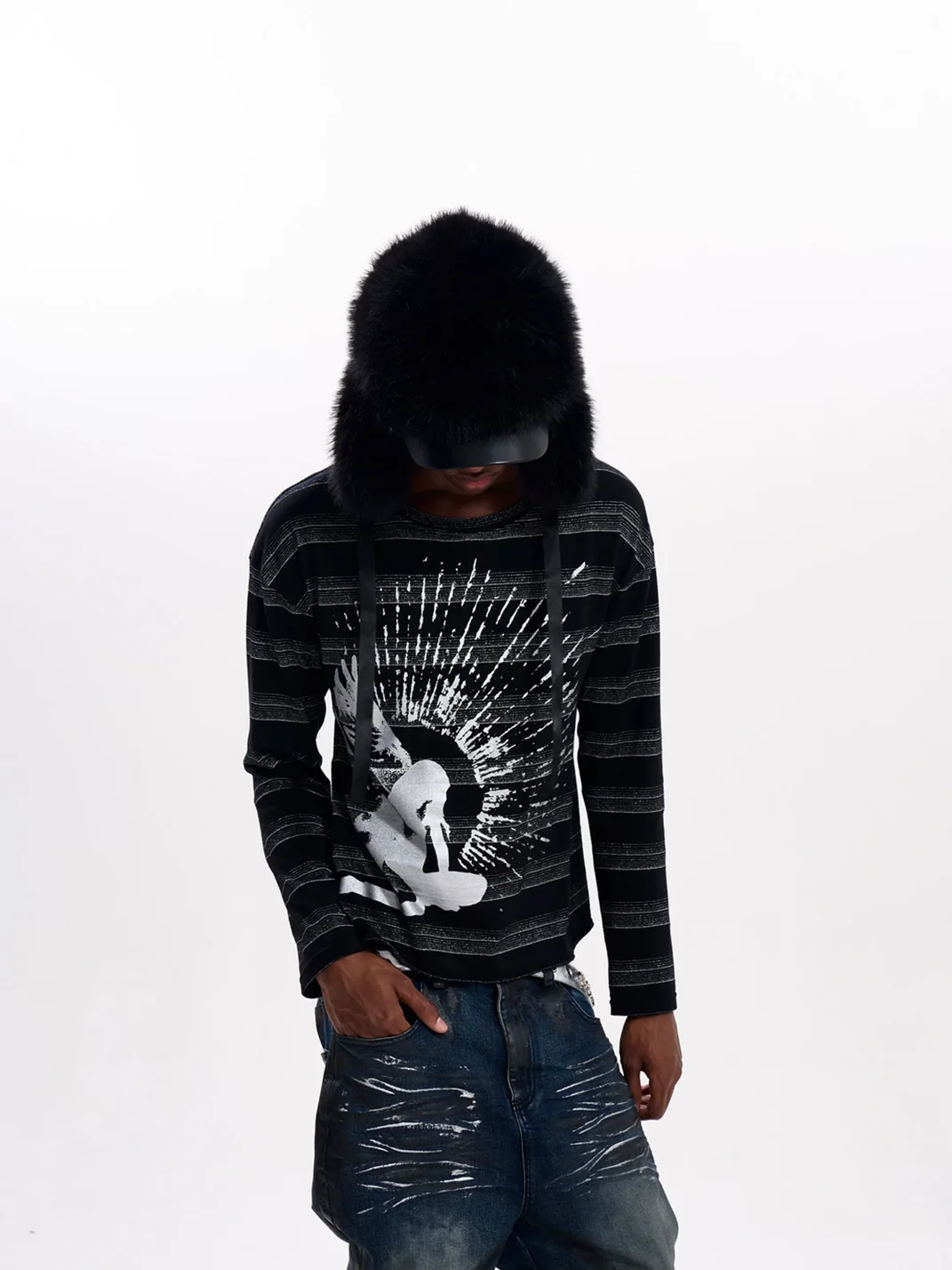 Fourth3ex | Striped Long Sleeve Graphic T-Shirt