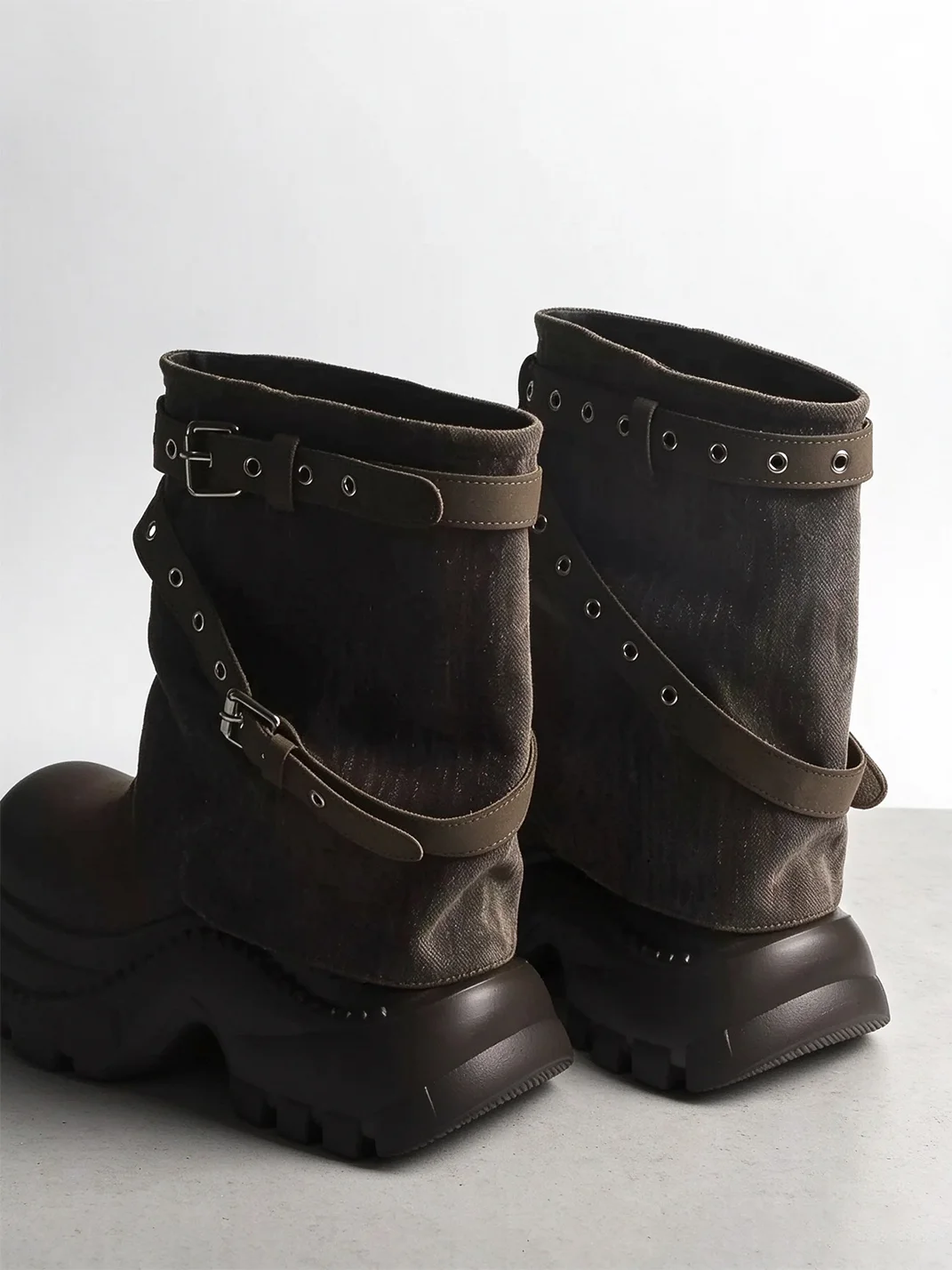 Jpoetry | Retro Buckle Platform Boots With Hidden Lift