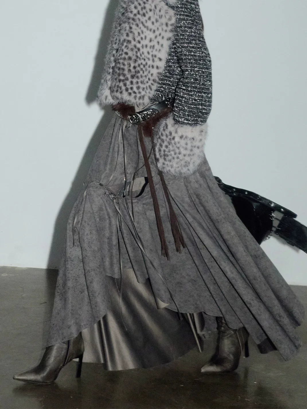 Jnylon studios | Detachable Asymmetric Wide Hem Skirt