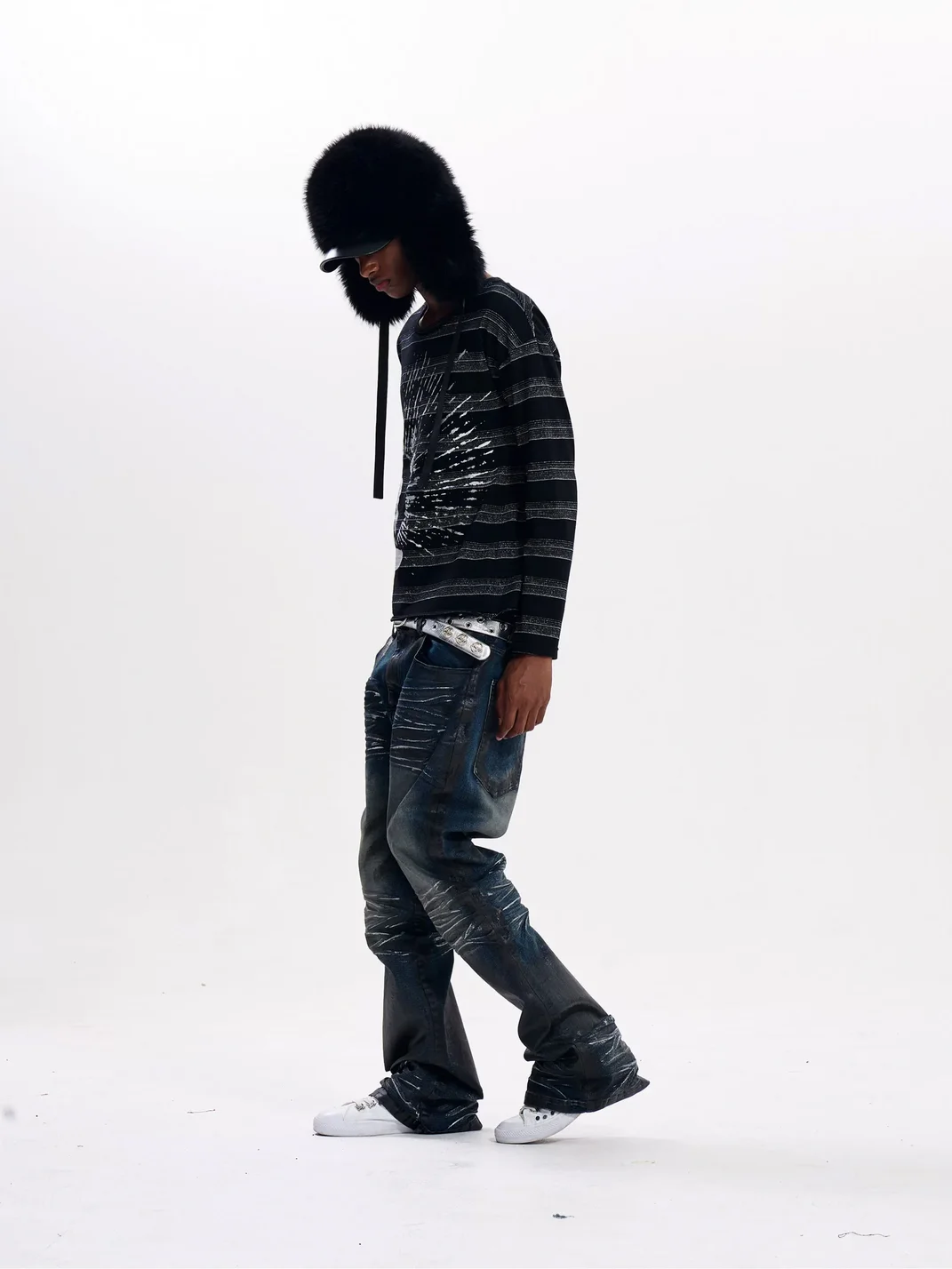 Fourth3ex | Striped Long Sleeve Graphic T-Shirt
