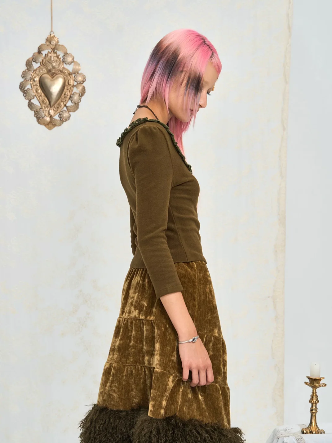 Chipchipshop | Moss Green Lace Round-Neck Three-Quarter Sleeve Top