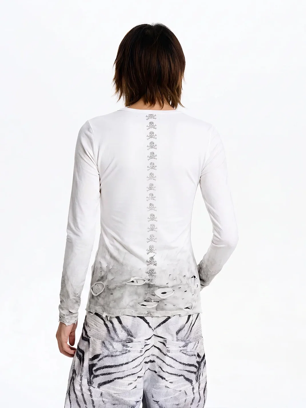 Fourth3ex | Distressed Skull Print Long Sleeve T-Shirt