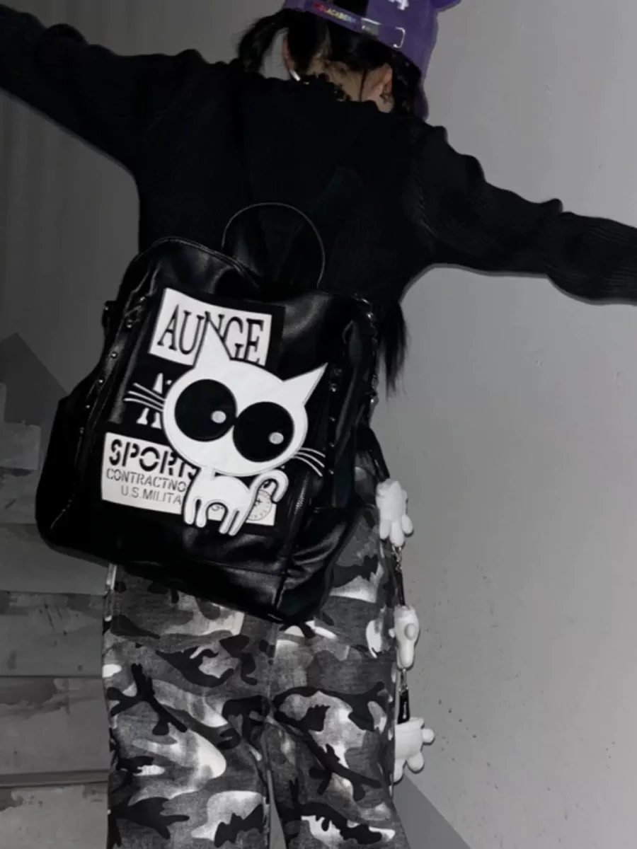 Hottie | Cat Graphic Lettering Backpack - 3