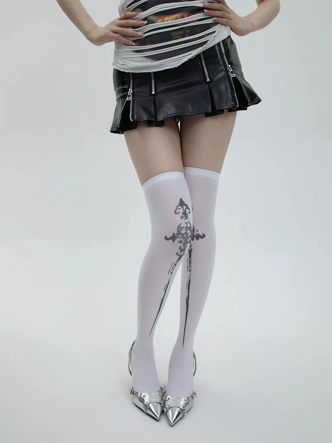 SS2L | Studded Sword Over-The-Knee Socks