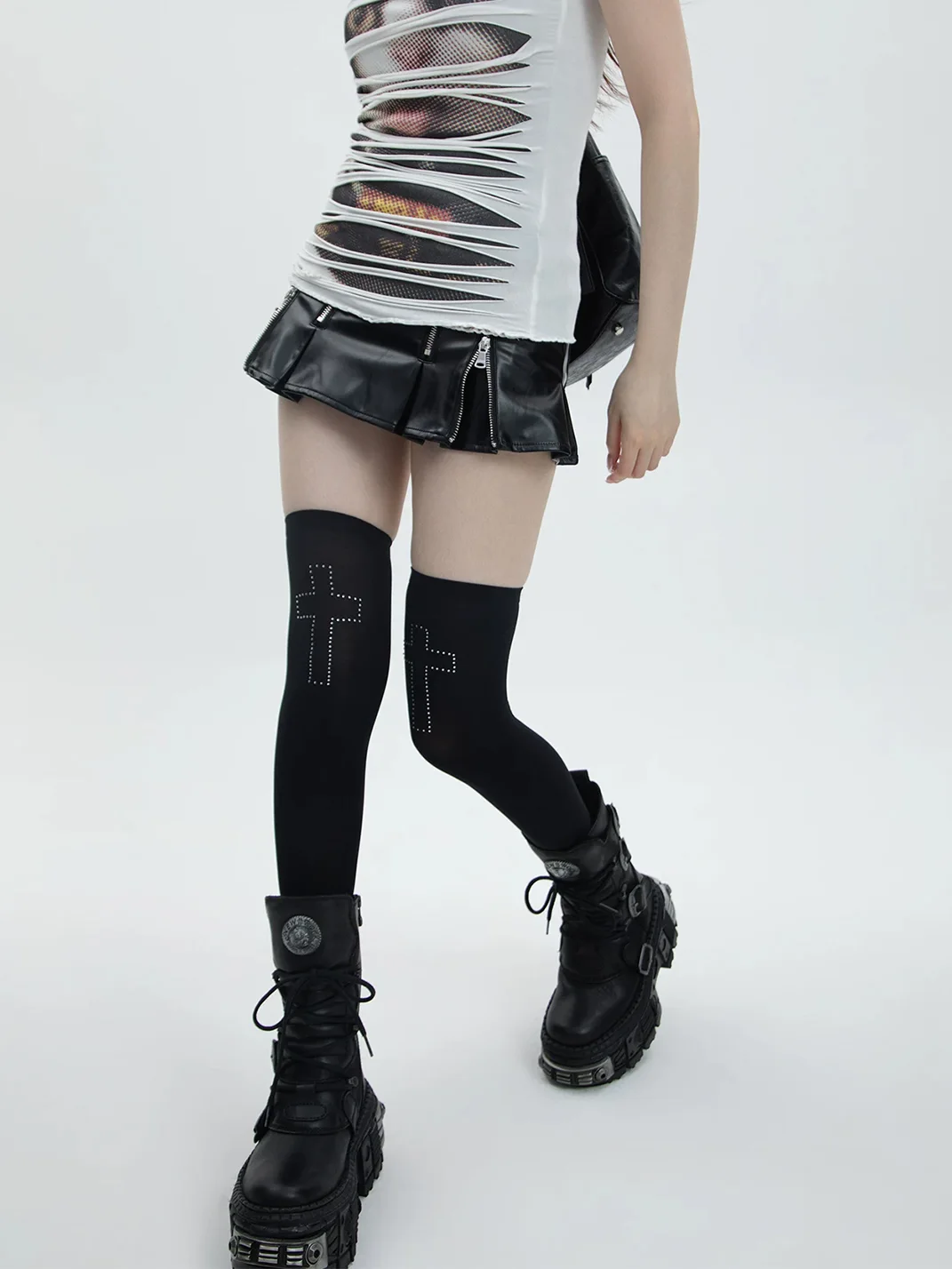 SS2L | Studded Sword Over-The-Knee Socks