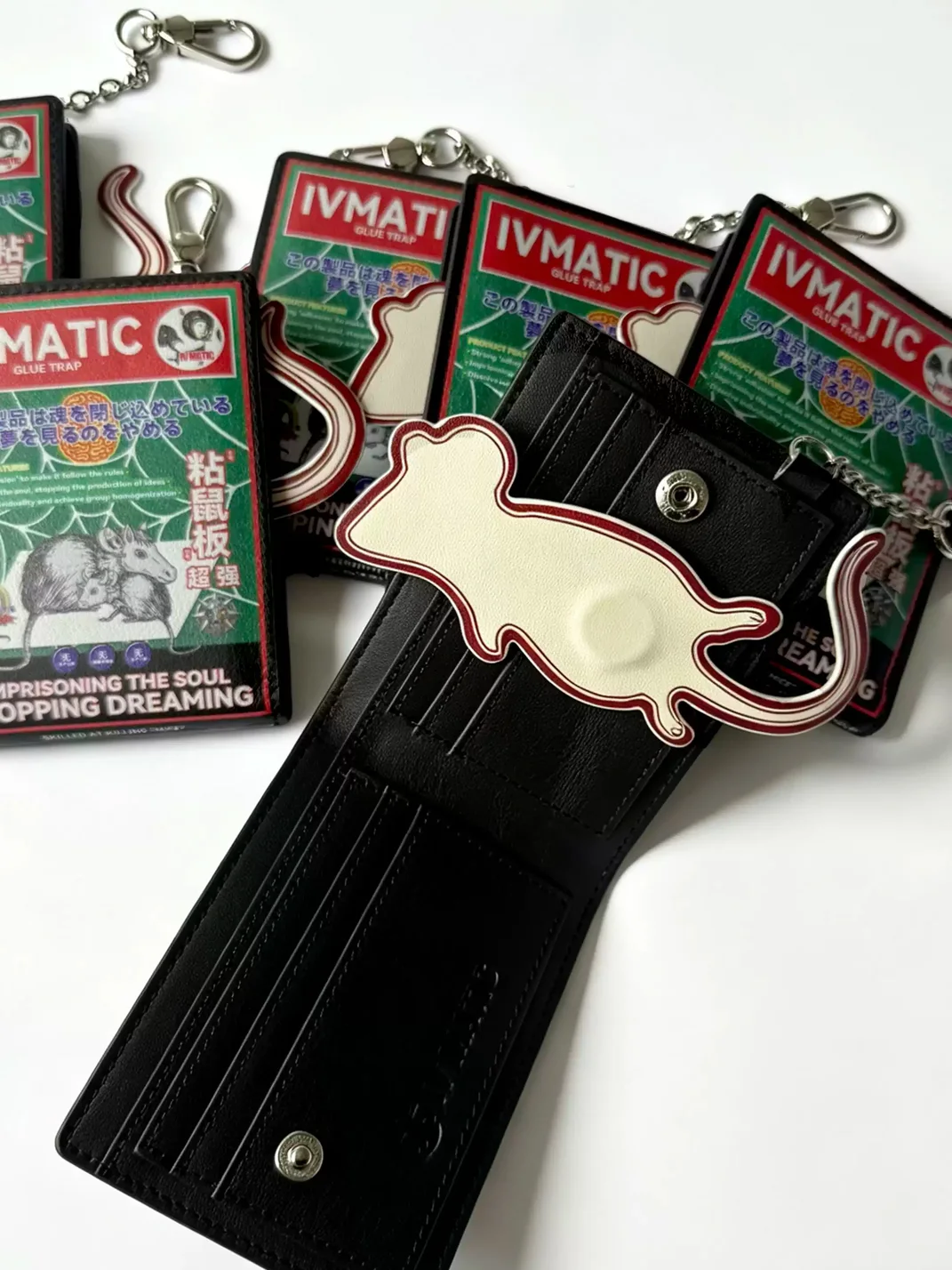 IV MATIC | Glue Trap Cardholder Keychain Wallet