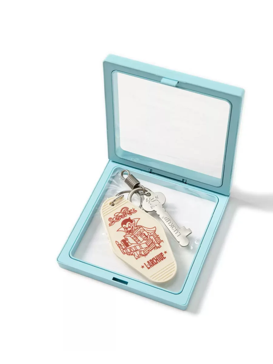 LUCKUP Archive | Retro Motel Key Tag Keychain - 2