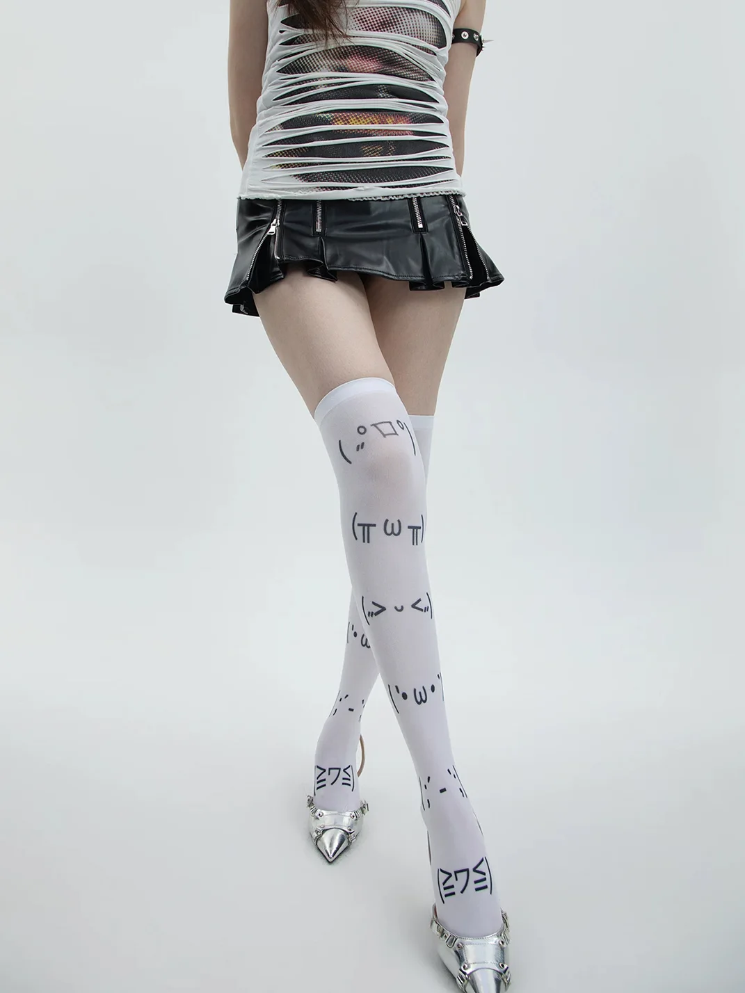 SS2L | Studded Sword Over-The-Knee Socks