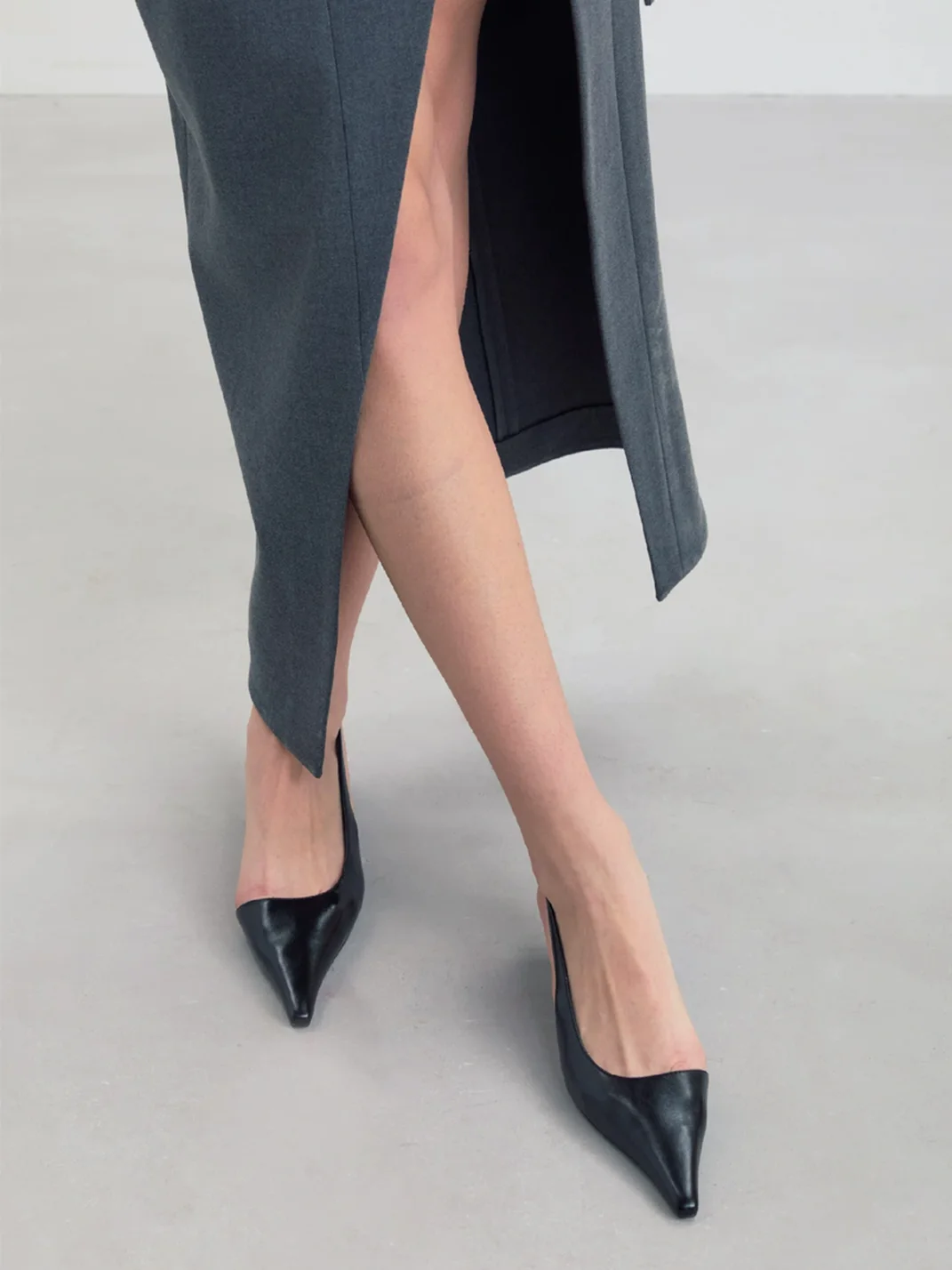 Cihi | Minimalist Slingback Kitten Heels